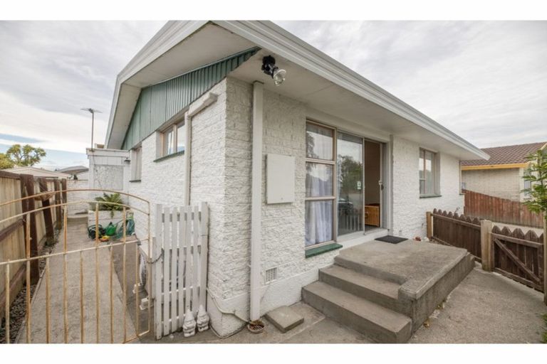 Photo of property in 41 Oldwood Street, Bishopdale, Christchurch, 8053