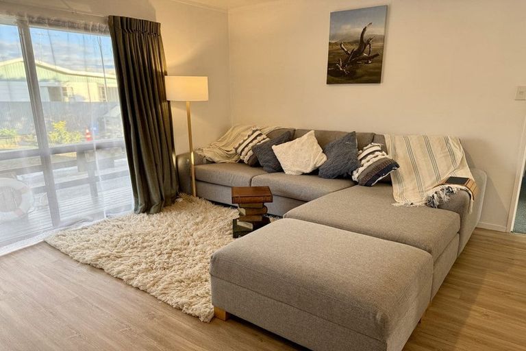 Photo of property in 65a Victoria Street, Coromandel, 3506