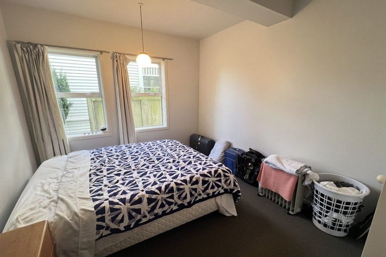 Photo of property in 2u2 Brooklyn Terrace, Brooklyn, Wellington, 6021