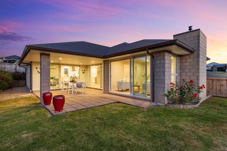Photo of property in 1 Materawaho Way, Pyes Pa, Tauranga, 3112