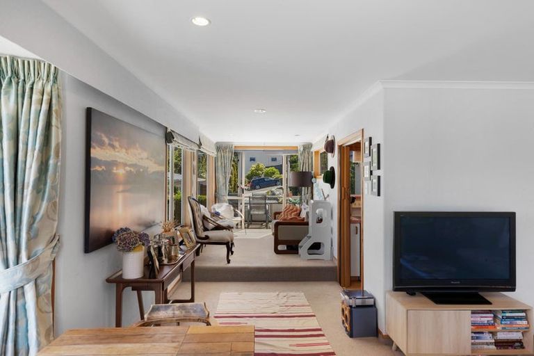 Photo of property in 7 Suburb Street, Queenstown, 9300