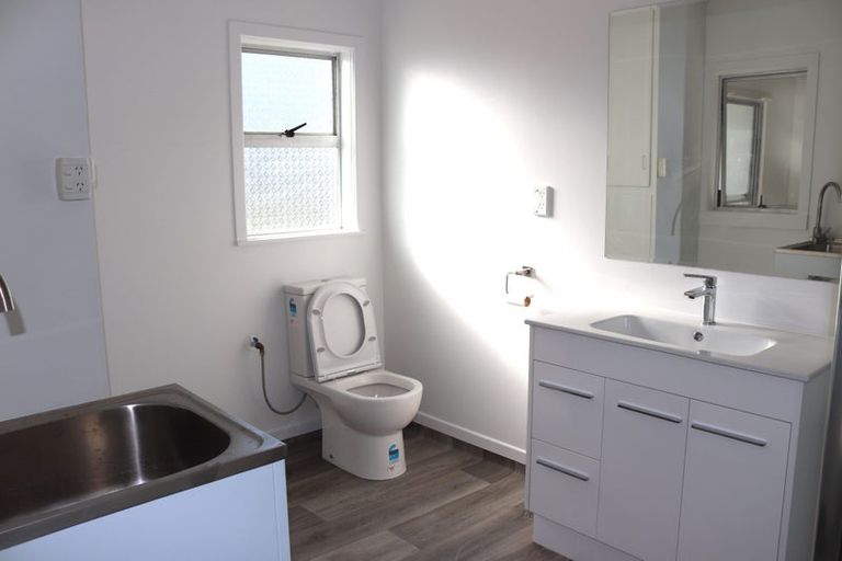 Photo of property in 9 Gibbs Road, Manurewa, Auckland, 2102