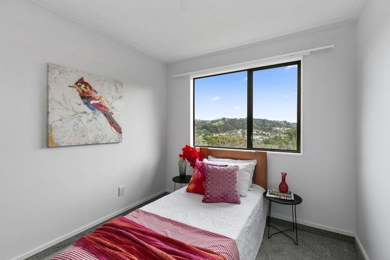 Photo of property in 8 Meridian Way, Whitby, Porirua, 5024