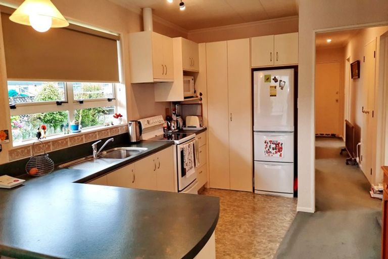 Photo of property in 40 Juliet Street, Stratford, 4332