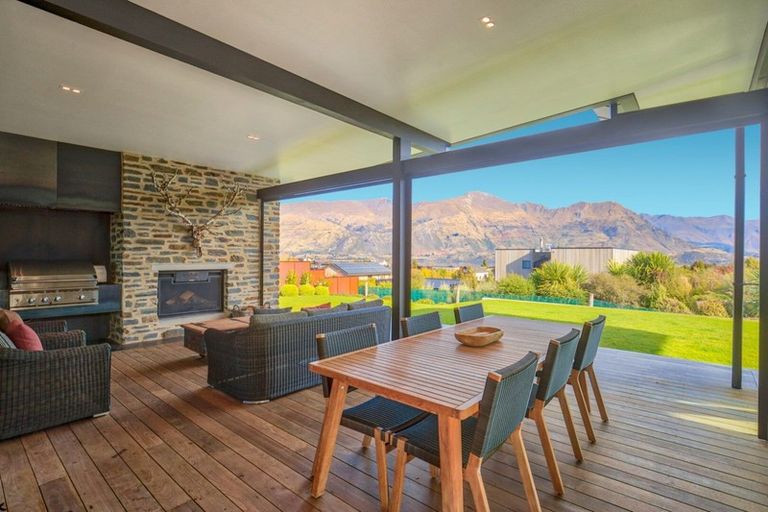 Photo of property in 61 Infinity Drive, Wanaka, 9305