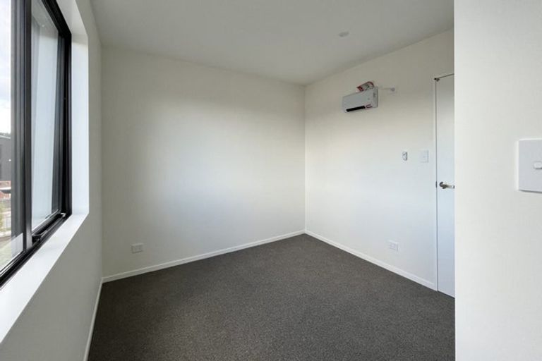Photo of property in 2/60 Selo Street, Glen Eden, Auckland, 0602