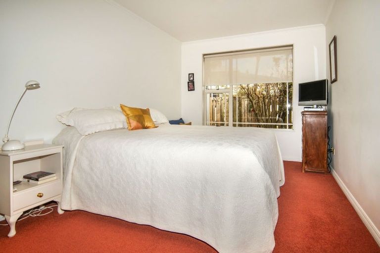 Photo of property in 35 Pakington Street, Westport, 7825