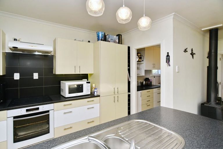 Photo of property in 214 Harewood Road, Bishopdale, Christchurch, 8053