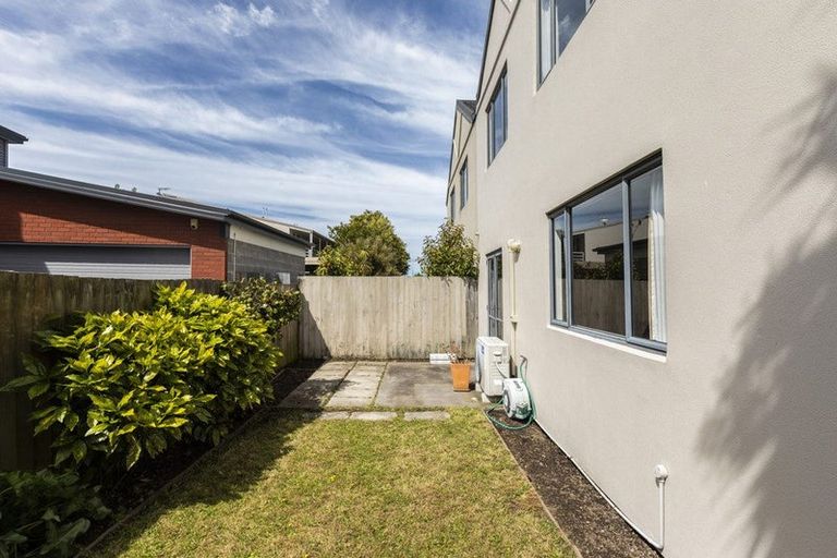 Photo of property in 7/42 Champion Street, Edgeware, Christchurch, 8013