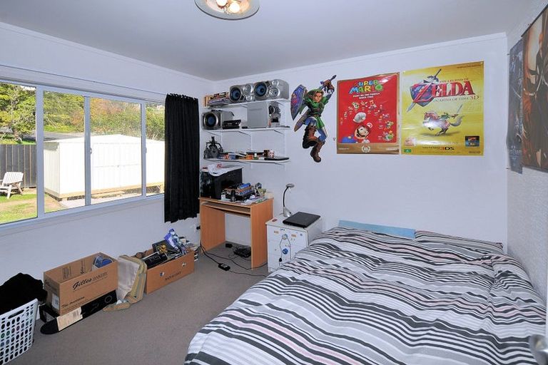 Photo of property in 17 Fitzwilliam Drive, Torbay, Auckland, 0630