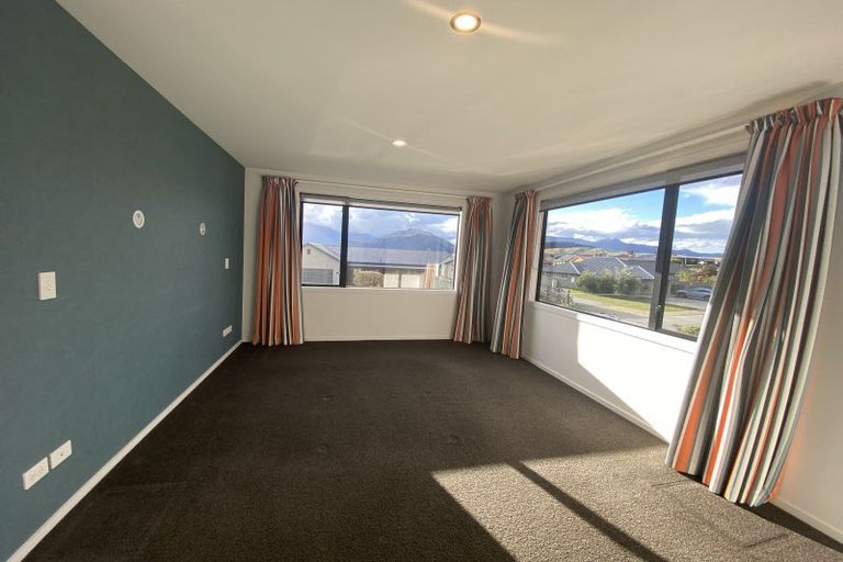 Photo of property in 12 Farrant Drive, Wanaka, 9305