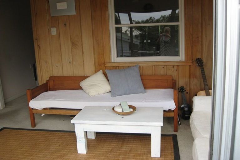 Photo of property in 87 Muritai Road, Eastbourne, Lower Hutt, 5013