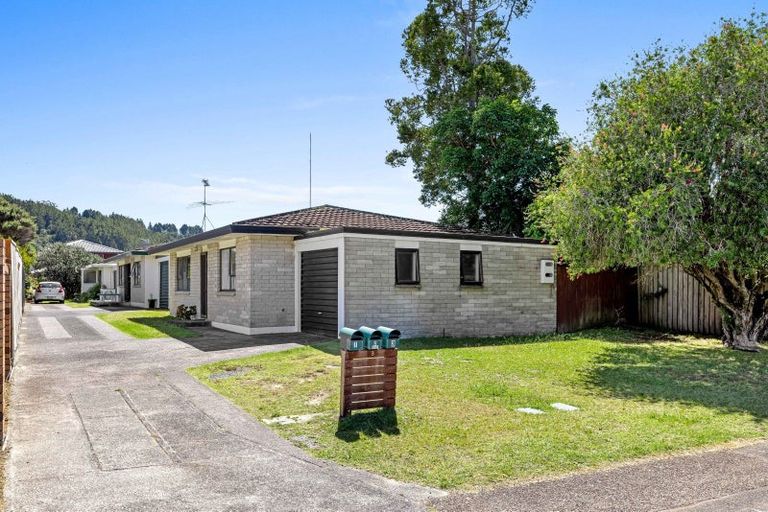Photo of property in 1/3 Manuka Street, Orewa, 0931