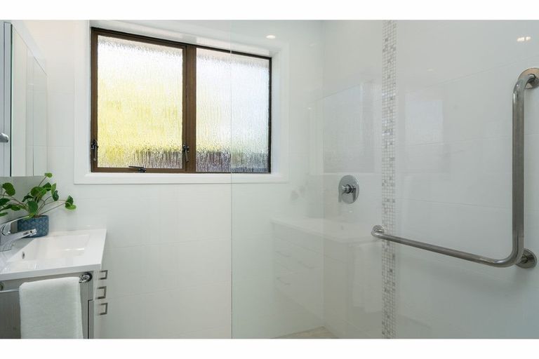 Photo of property in 85 Hargood Street, Woolston, Christchurch, 8062