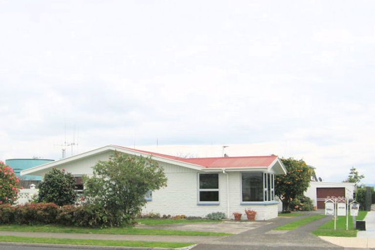 Photo of property in 404b Otumoetai Road, Otumoetai, Tauranga, 3110