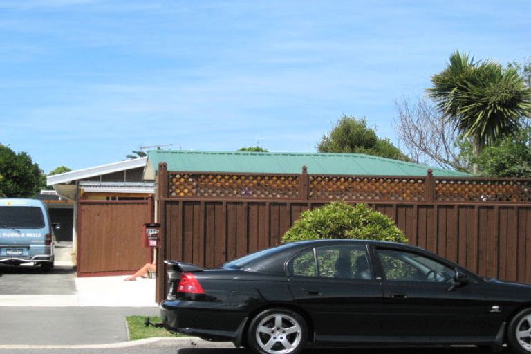 Photo of property in 237 Estuary Road, South New Brighton, Christchurch, 8062