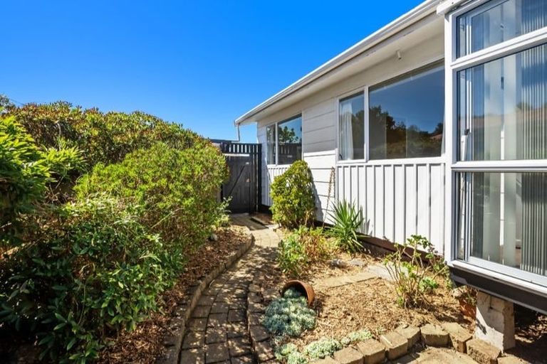 Photo of property in 28a Cypress Grove, Paraparaumu, 5032