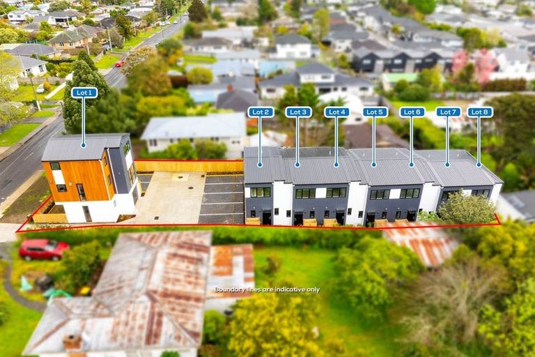 Photo of property in 2/58 Waipani Road, Te Atatu Peninsula, Auckland, 0610
