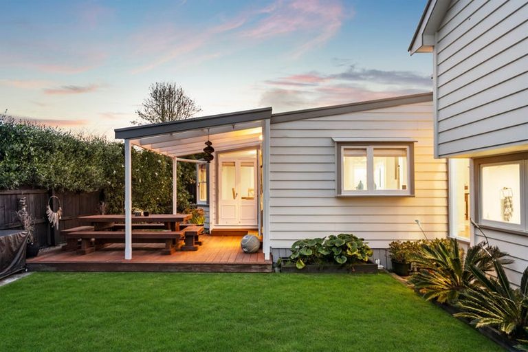 Photo of property in 79a Bayswater Avenue, Bayswater, Auckland, 0622