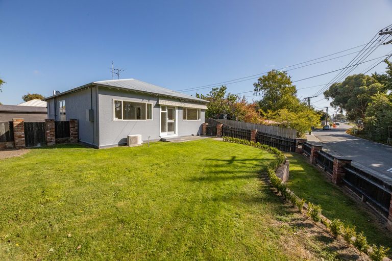 Photo of property in 74 Cumnor Terrace, Woolston, Christchurch, 8023