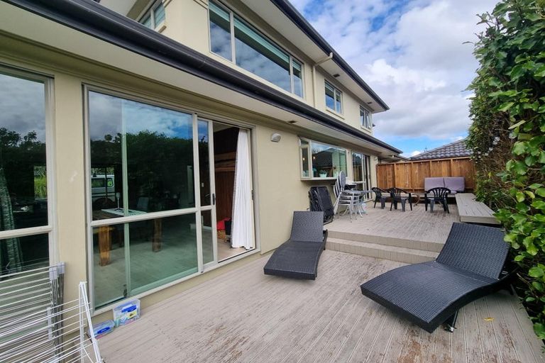 Photo of property in 15 Meteor Place, Schnapper Rock, Auckland, 0632