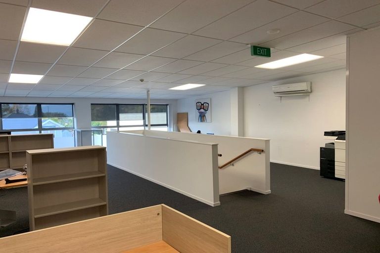 Photo of property in 78-80 Jellicoe Street, Greytown, 5712