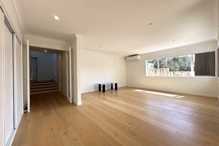 Photo of property in 26b Stottholm Road, Titirangi, Auckland, 0604