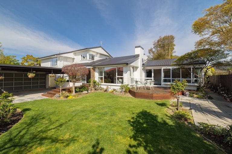 Photo of property in 73 Grahams Road, Burnside, Christchurch, 8041