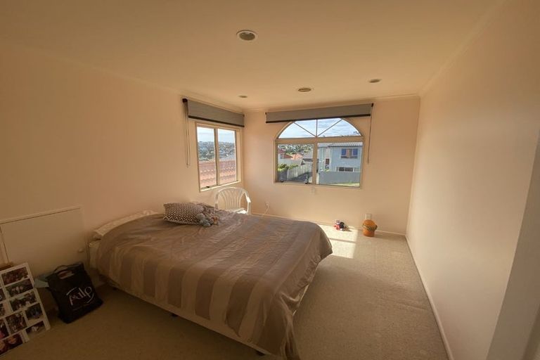 Photo of property in 3 Radstock Grove, Churton Park, Wellington, 6037