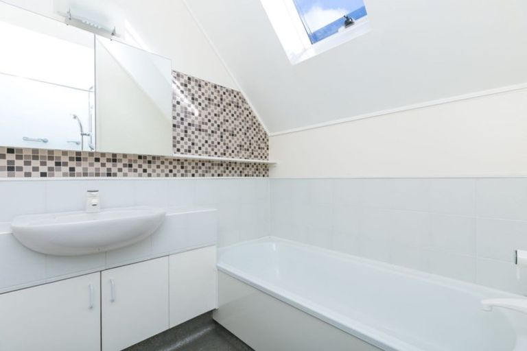 Photo of property in 14/14u Harriett Street, Thorndon, Wellington, 6011