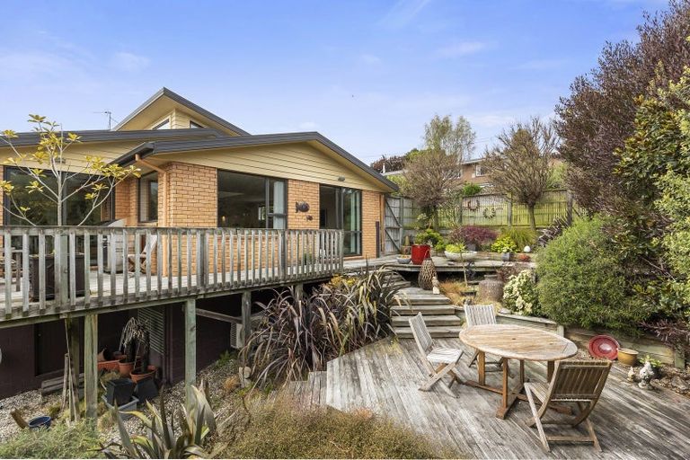 Photo of property in 6 Coach Road, Fairfield, Dunedin, 9018