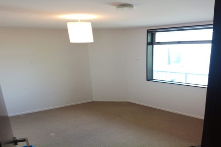 Photo of property in 8k Finlay Terrace, Mount Cook, Wellington, 6021