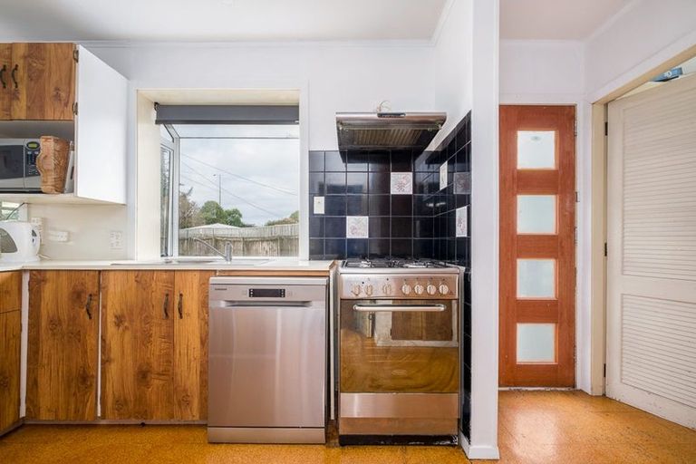 Photo of property in 46 Gould Crescent, Woolston, Christchurch, 8023