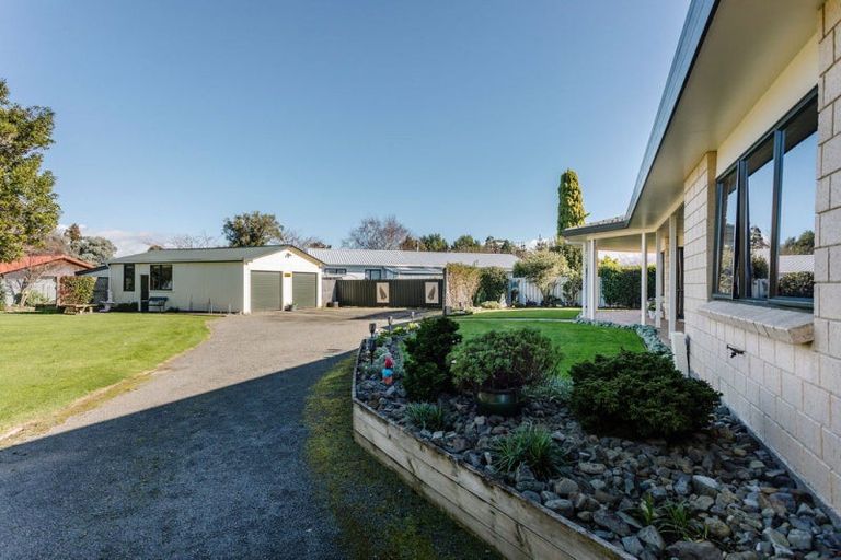 Photo of property in 3 James Street, Dannevirke, 4930