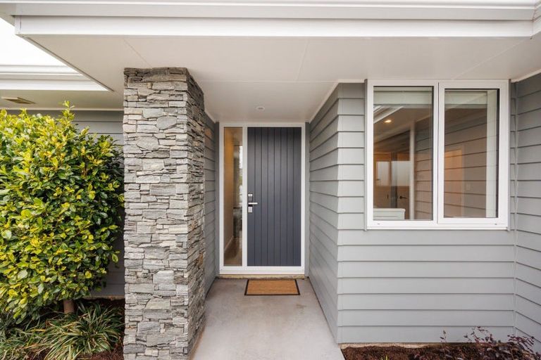 Photo of property in 46 Peppertree Glade, Kelvin Grove, Palmerston North, 4414