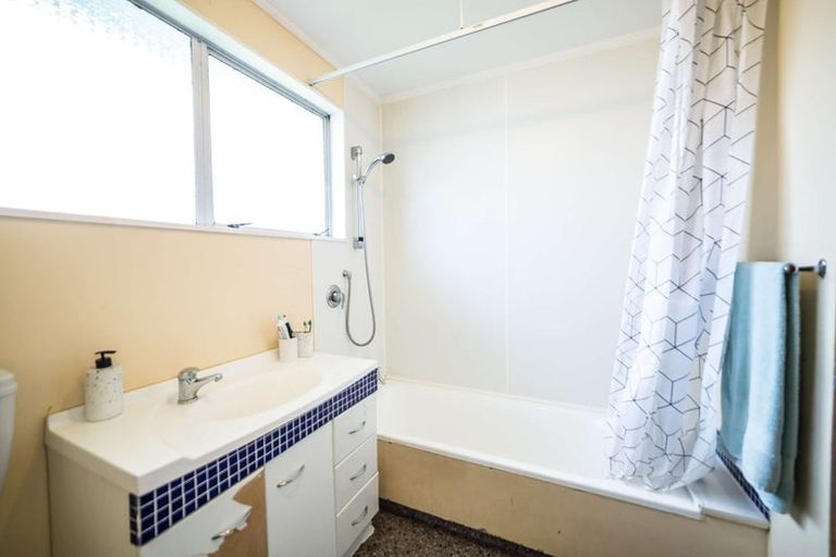 Photo of property in 53 Kippenberger Street, Lansdowne, Masterton, 5810