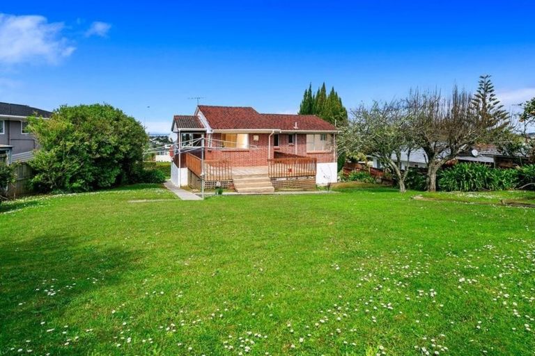 Photo of property in 121 Glamorgan Drive, Torbay, Auckland, 0630