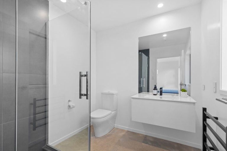 Photo of property in 22 Awatira Drive, Papamoa Beach, Papamoa, 3118