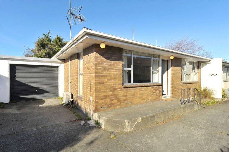 Photo of property in 2/94 Peverel Street, Riccarton, Christchurch, 8041
