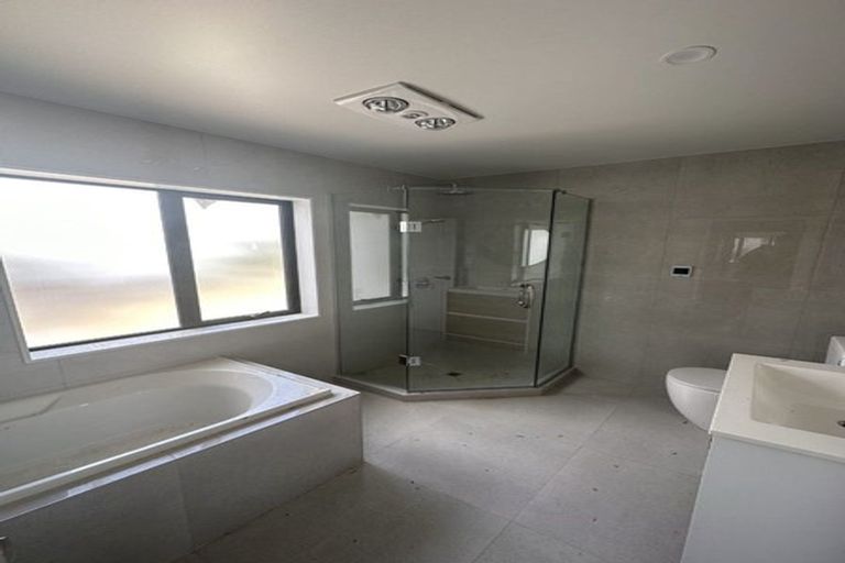 Photo of property in 29b Sheridan Drive, New Lynn, Auckland, 0600