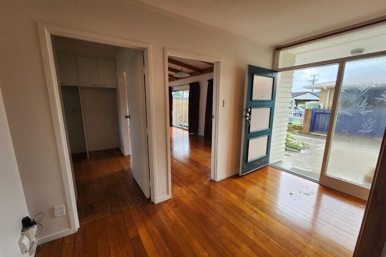 Photo of property in 97 Rathgar Road, Henderson, Auckland, 0610