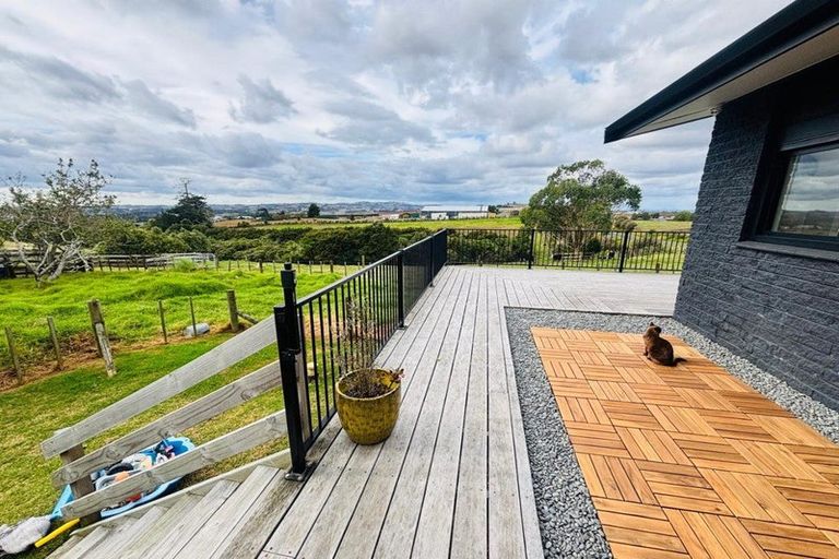 Photo of property in 111 Roberts Road, Tuakau, 2694