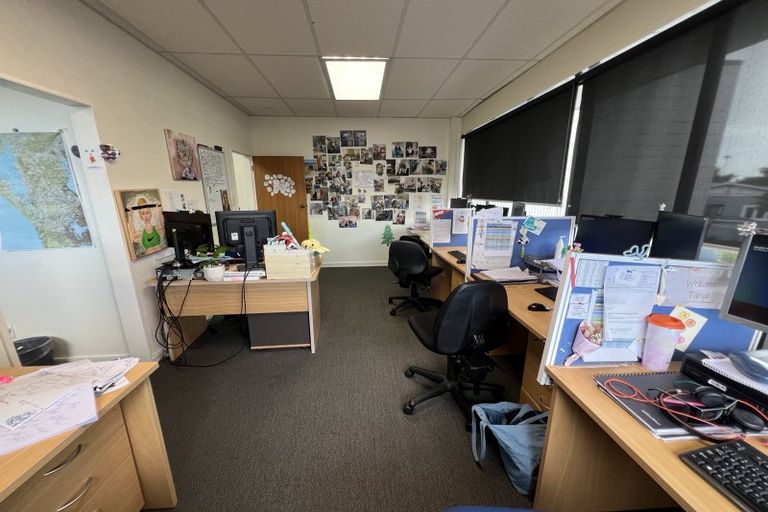 Photo of property in 404 Queens Drive, Windsor, Invercargill, 9810
