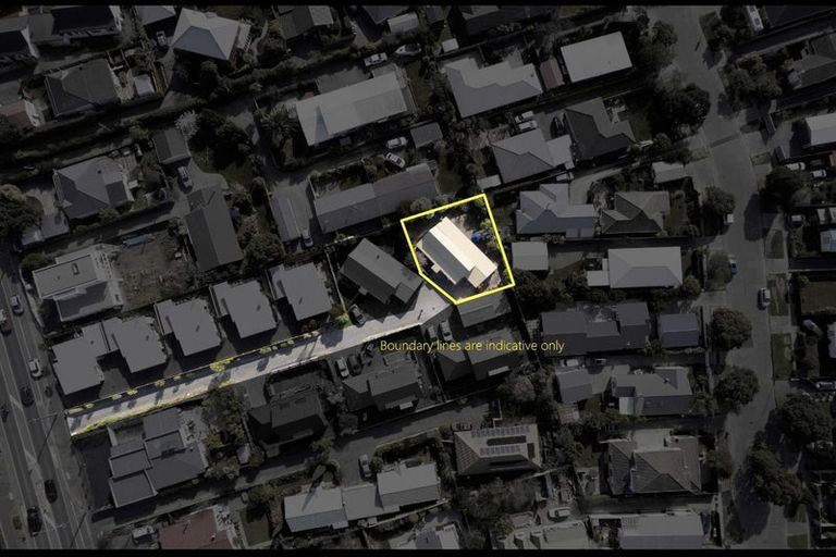 Photo of property in 2/43a Main Road, Redcliffs, Christchurch, 8081