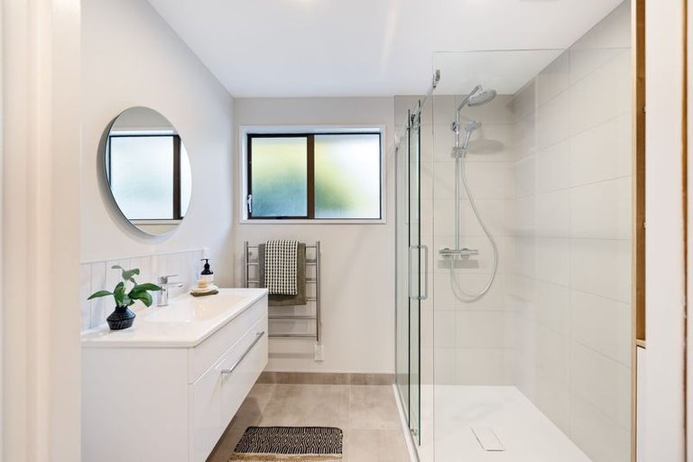 Photo of property in 33 Erin Crescent, Mairehau, Christchurch, 8013