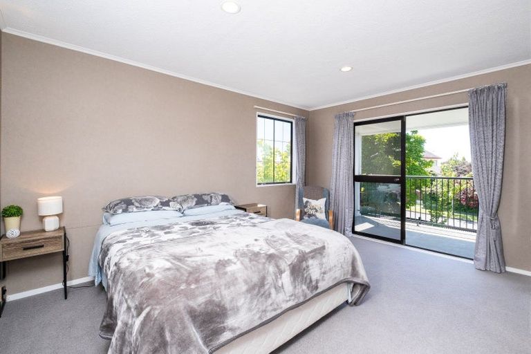 Photo of property in 38 Ngarimu Crescent, Taradale, Napier, 4112
