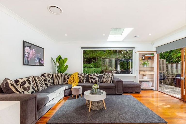 Photo of property in 307 Huia Road, Titirangi, Auckland, 0604