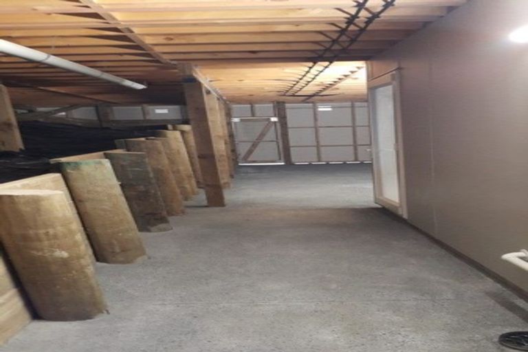 Photo of property in 98 Godfrey Drive, Orewa, 0931