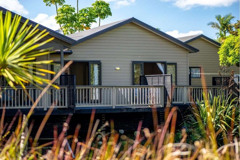 Photo of property in 15 Alderton Drive, Kerikeri, 0230
