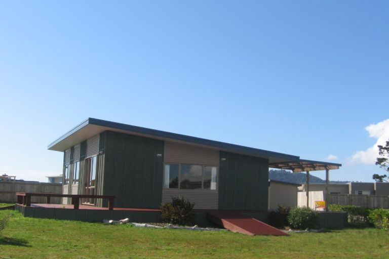 Photo of property in 107 The Tee, Matarangi, Whitianga, 3592